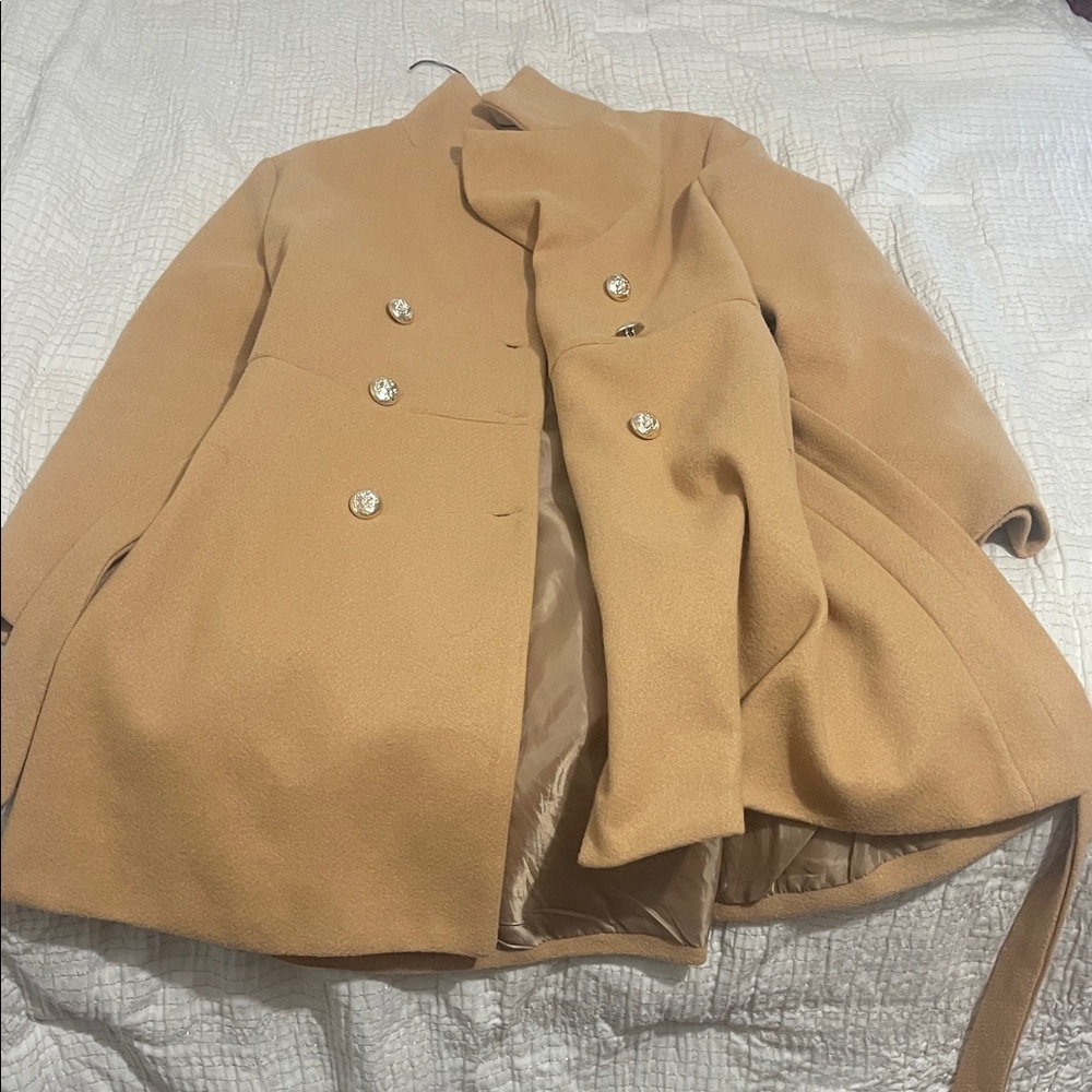 Elegant Tan Double-Breasted Women's Coat